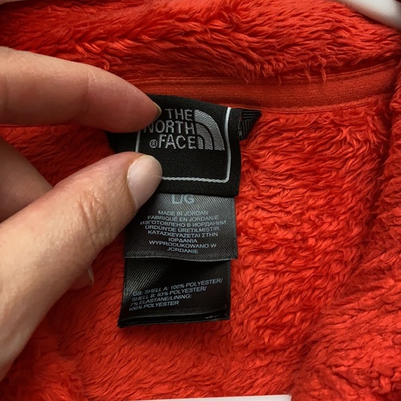 Fuzzy North Face - Picture 3 of 3